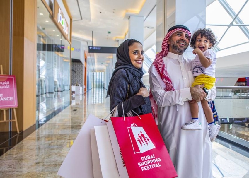 «دبي للتسوق».. أرقام قياسية وإقبال منقطع النظير