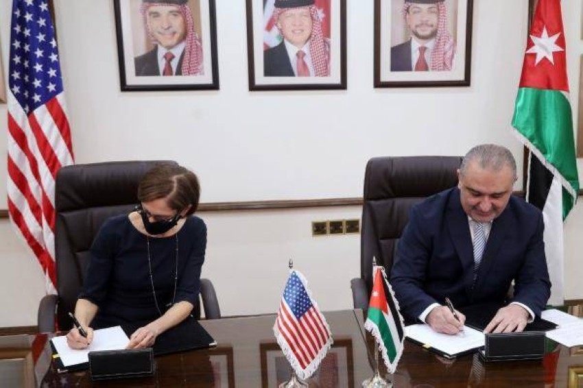 منح أمريكية لدعم الموازنة والاقتصاد الأردني بقيمة 597 مليون دولار