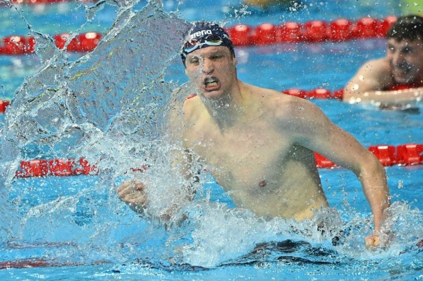 7 ميداليات ذهبية حصيلة اليوم الأول في  مونديال السباحة بأبوظبي