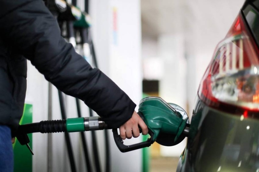 توقعات بوصول سعر النفط إلى 100 دولار للبرميل بحلول 2023