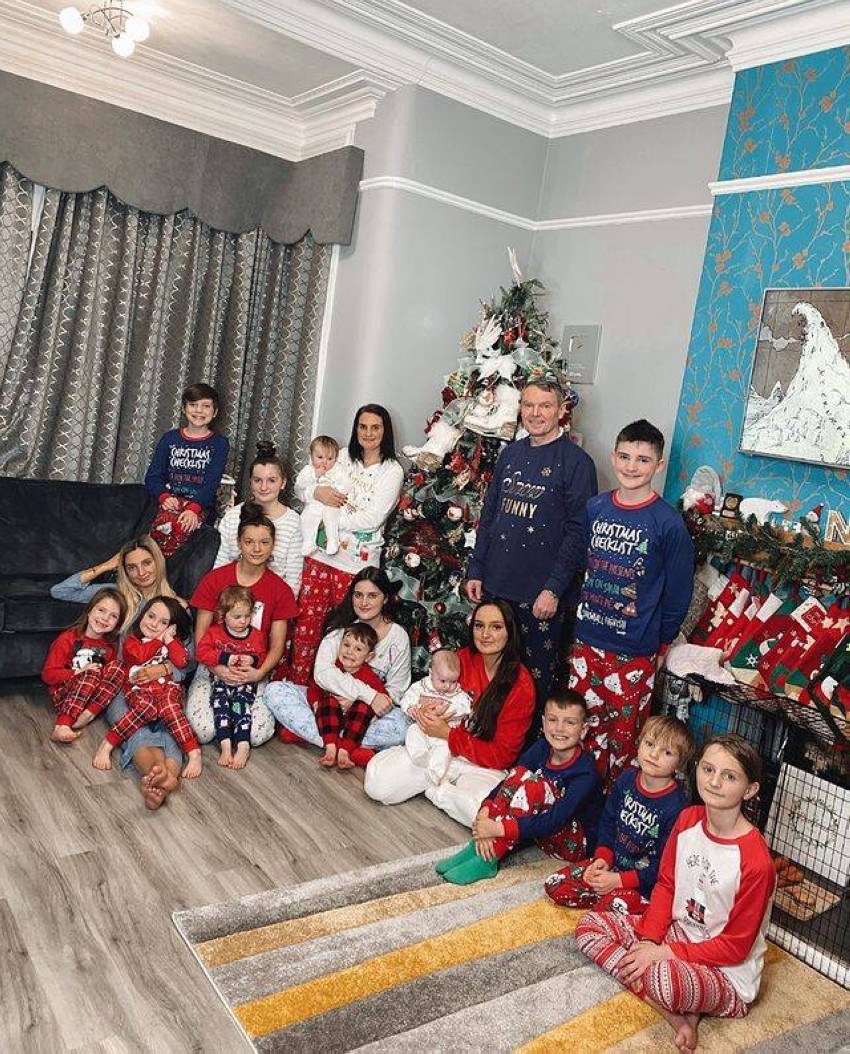 7 آلاف جنيه استرليني نفقات أكبر عائلة بريطانية على الكريسماس