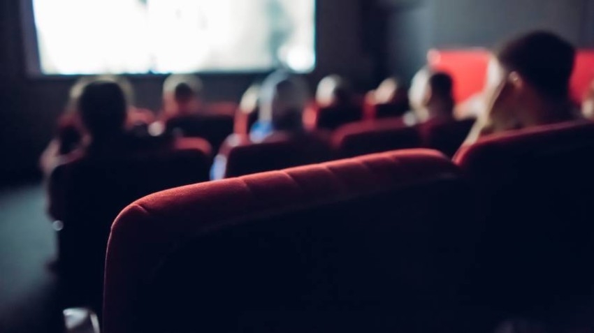 نقاد: السينما صناعة متكاملة بإيرادات 60 مليار دولار سنوياً