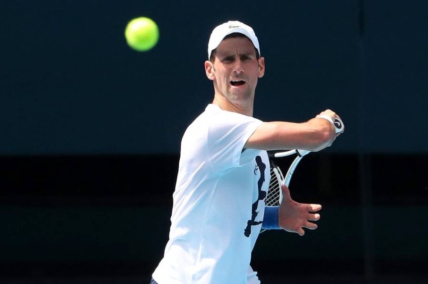 ديوكوفيتش يتصدر تصنيف الرجال في بطولة أستراليا المفتوحة للتنس رغم غموض موقفه