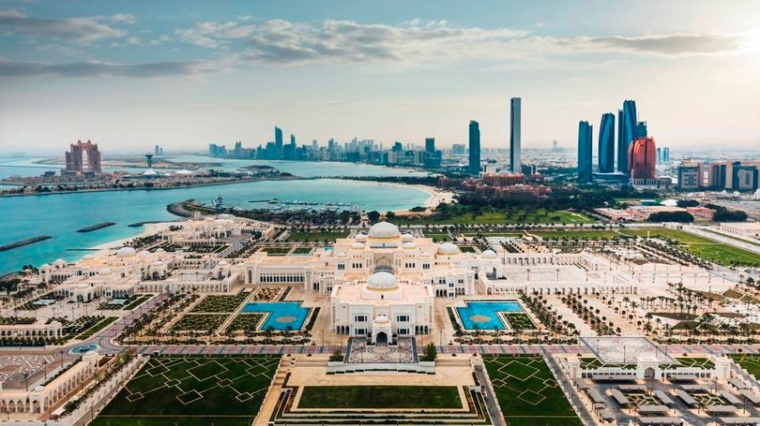378 % نمو الإنفاق الحكومي في الإمارات خلال عقدين