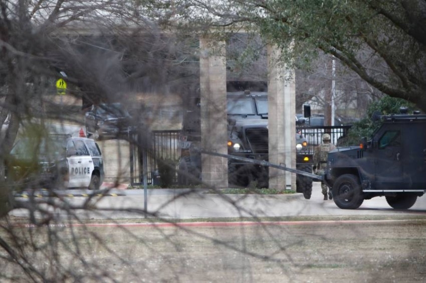 مقتل منفّذ عمليّة احتجاز الرهائن في كنيس بولاية تكساس
