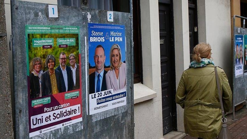 استطلاع: أكثر من نصف الفرنسيين يخشون صعود اليمين المتطرف على الديمقراطية