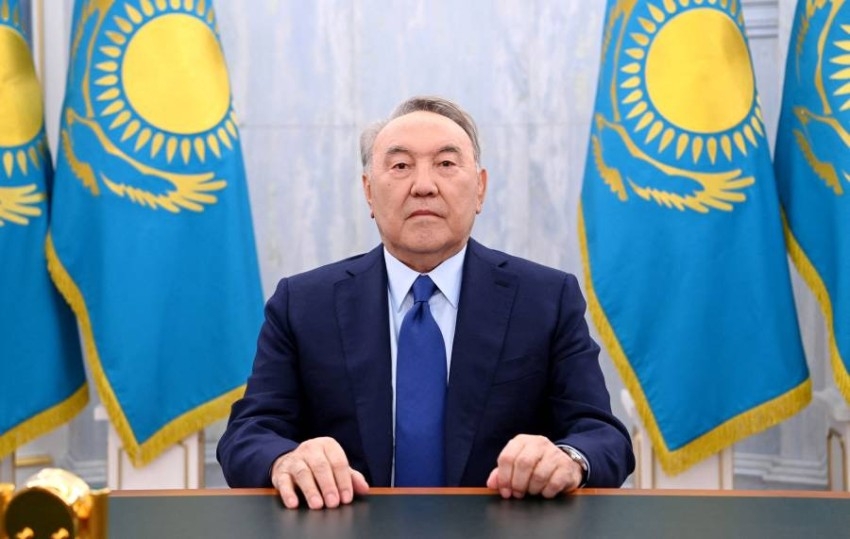 رئيس كازاخستان السابق نزارباييف يعلن اعتزاله السياسة