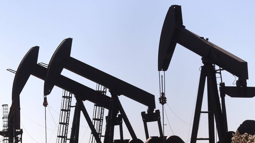 تراجع أسعار النفط اليوم الجمعة 21 يناير 2022