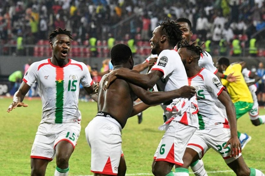 بوركينا فاسو تتأهل إلى ربع نهائي أمم أفريقيا
