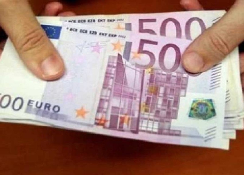 سعر اليورو في مصر اليوم الاثنين 24 يناير 2022
