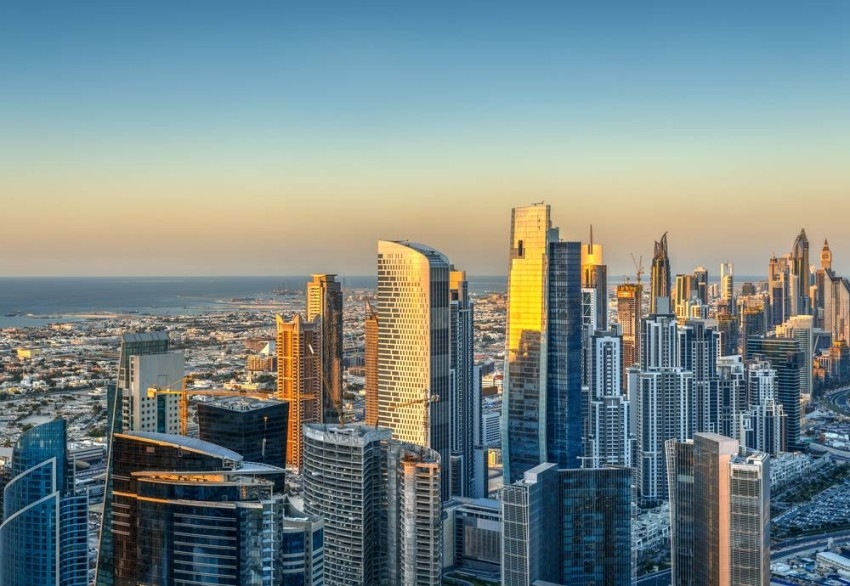 خبراء: «ضريبة الشركات» تعزز الشفافية وتنافسية الإمارات كمركز مالي عالمي