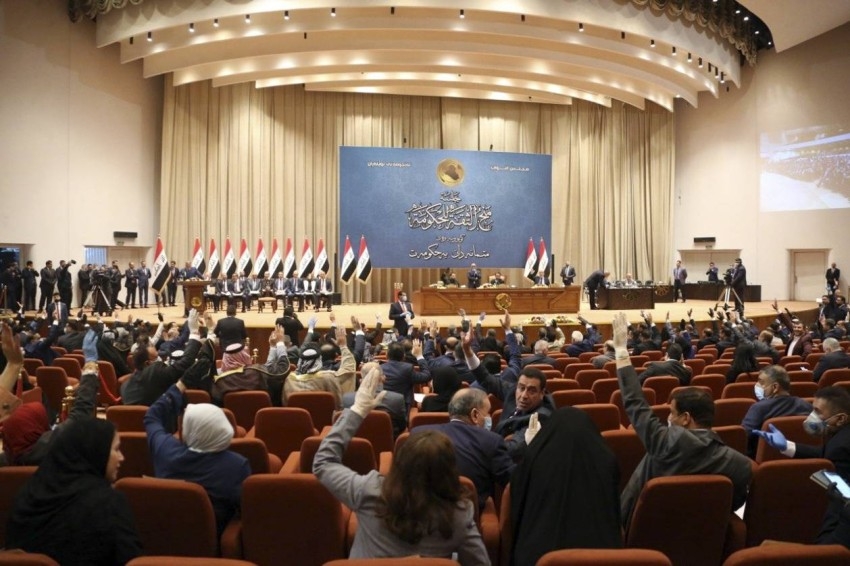 «الصدر يلعب بورقة الحكومة».. العراق يواجه شبح الفراغ السياسي