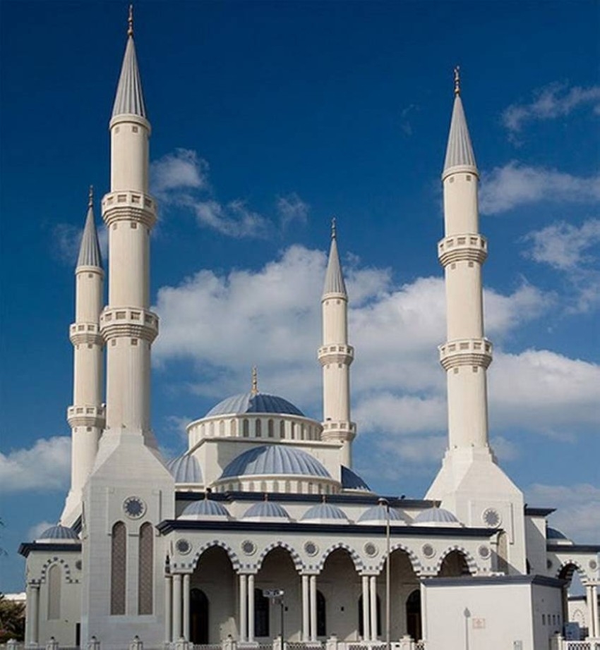 4 معالم إسلامية إماراتية تعكس روائع الهندسة المعمارية