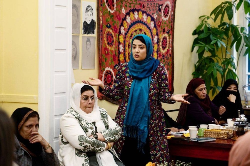 «فضحن جرائم طالبان».. برلمان للنساء الأفغانيات في أثينا