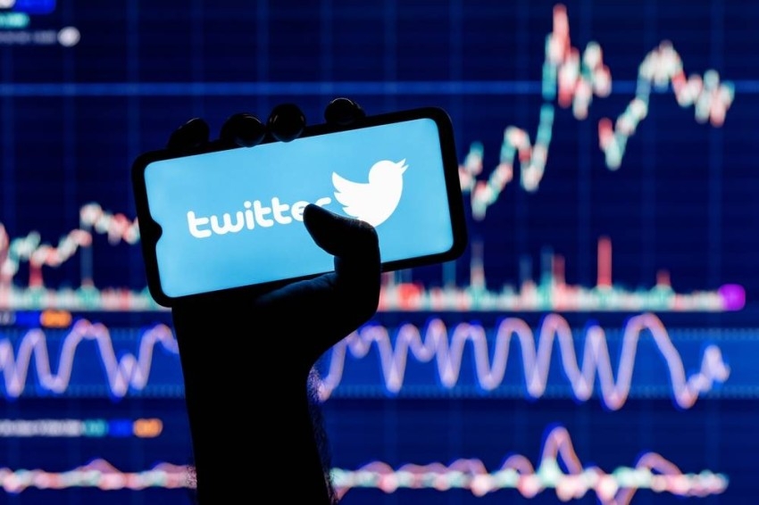 تويتر تعتزم إعادة شراء أسهم بقيمة 4 مليارات دولار