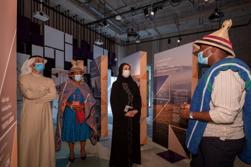 سارة الأميري تزور جناحي ليسوتو وميكرونيزيا في «إكسبو 2020 دبي»