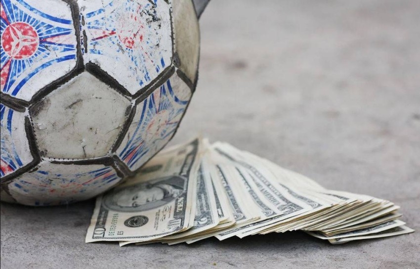 «القيمة التسويقية» تفرض سيطرتها على كرة القدم في 2022
