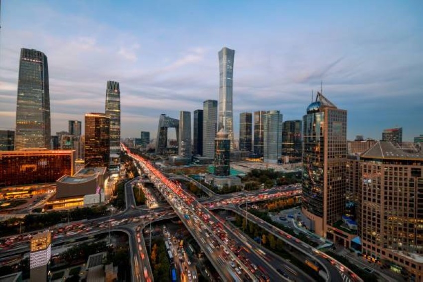 خطة صينية للإنفاق على البنية التحتية تنعش أسهم شركات التشييد ومواد البناء