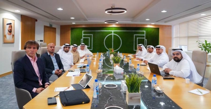 لجنة كرة القدم الشاطئية تجتمع برئاسة علي حمد البدواوي