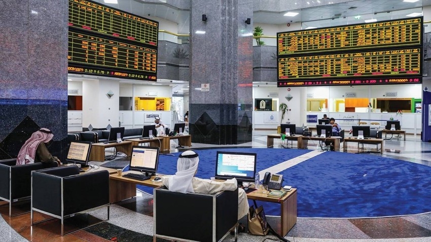 سوق أبوظبي يحافظ على مستوى 9100 نقطة بالختام.. و«الدار العقارية» يقفز 1.43%