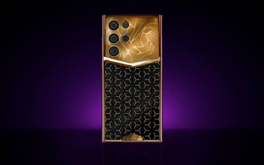 طرح هواتف S22 Ultra بتصاميم من الذهب الخالص مارس المقبل