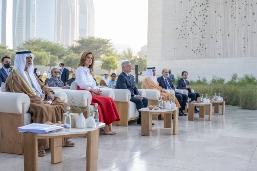 ملك الأردن والملكة رانيا يحضران حفل تكريمهما بجائزة زايد للأخوّة الإنسانية 2022