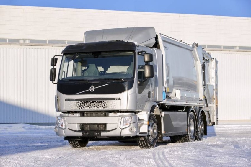 فولفو تعلن عن وقف مبيعاتها من السيارات والشاحنات في روسيا