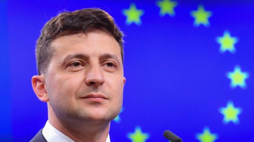 (فيديو) أوكرانيا والاتحاد الأوروبي.. هل سيعضُّ زيلينسكي ربطة عنقه ؟!