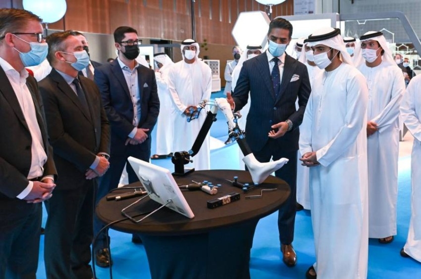 حمدان بن محمد يفتتح منتدى دبي الصحي ويطلع على أحدث تقنيات القطاع