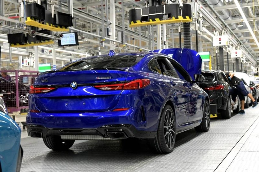 BMW تُجبَر على وقف إنتاجها الأوروبي بسبب الأوضاع في أوكرانيا