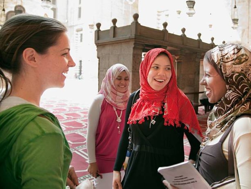 الاحتفال بيوم المرأة يحتل «التريند» المصري