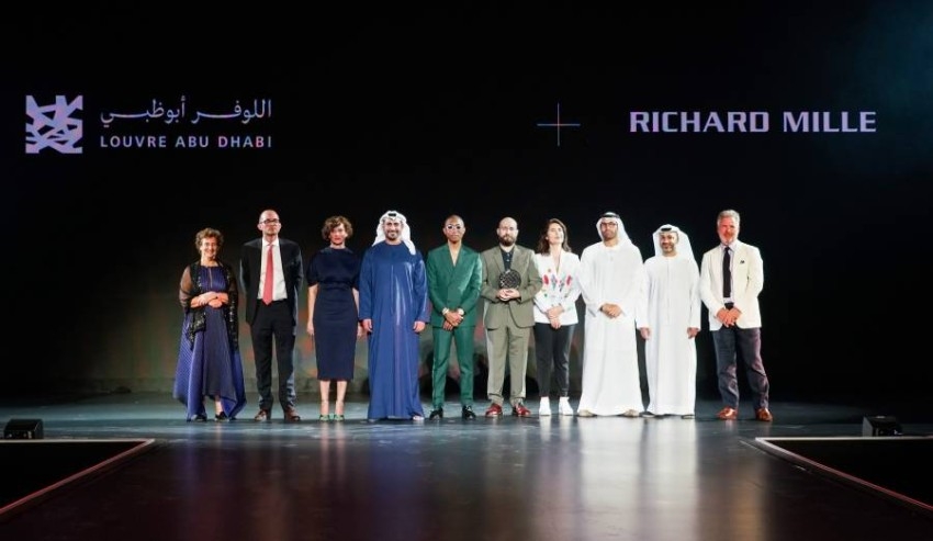 «اللوفر أبوظبي» يسمي ناصر الزياني فائزاً بـ«ريتشارد ميل للفنون 2021»