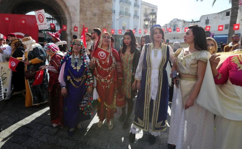 احتفال باليوم الوطني للملابس التقليدية في تونس والذي يصادف 13 مارس من كل عام