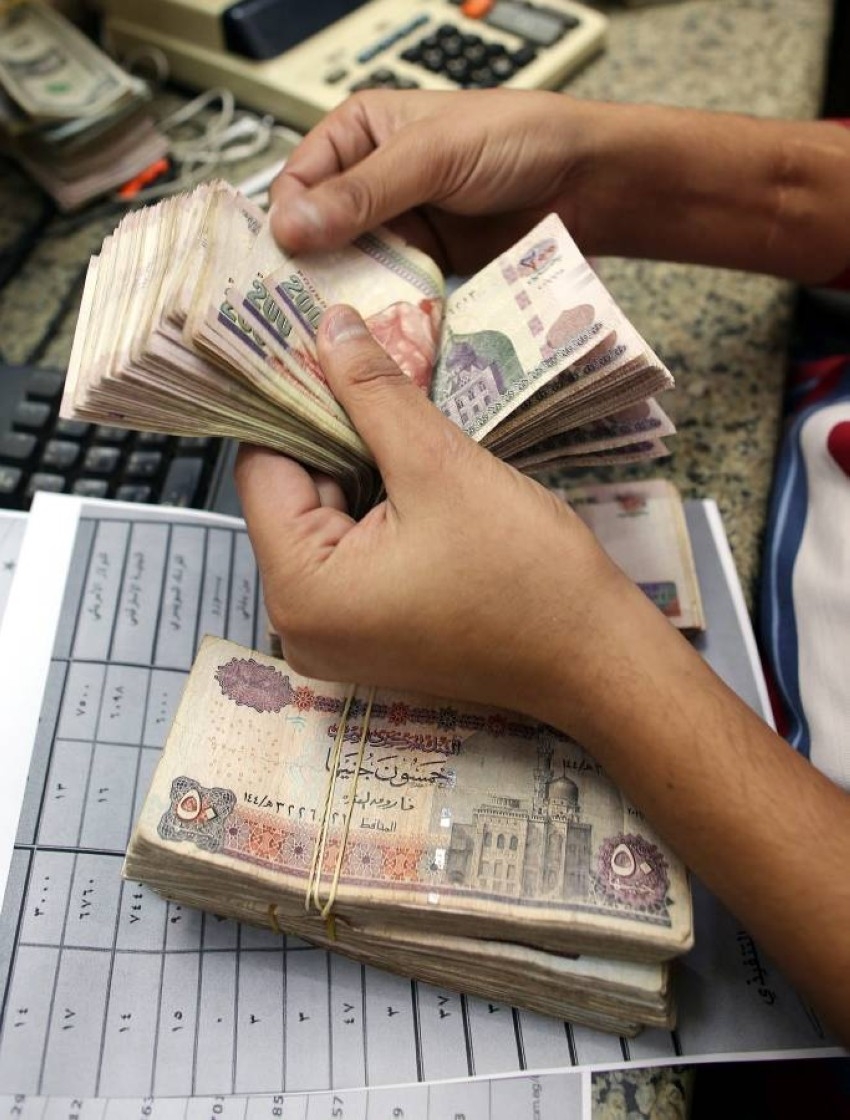 الحكومة المصرية تحدد مواعيد صرف الرواتب حتى يونيو