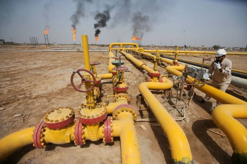 الأعمال اليومية في حقل نهر بن عمر النفطي شمال البصرة بالعراق
