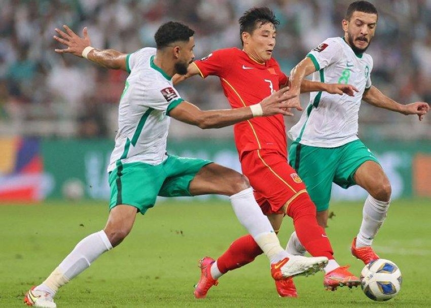المنتخب السعودي يواجه عقدة الجولة الأخيرة في لحظة تاريخية