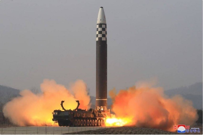 «الصاروخ الوحشي» ينطلق بتوجيه مباشر من كيم جونغ أون
