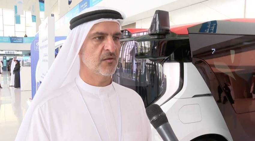 سكان دبي يتنقلون بسيارات أجرة ذاتية القيادة العام المقبل