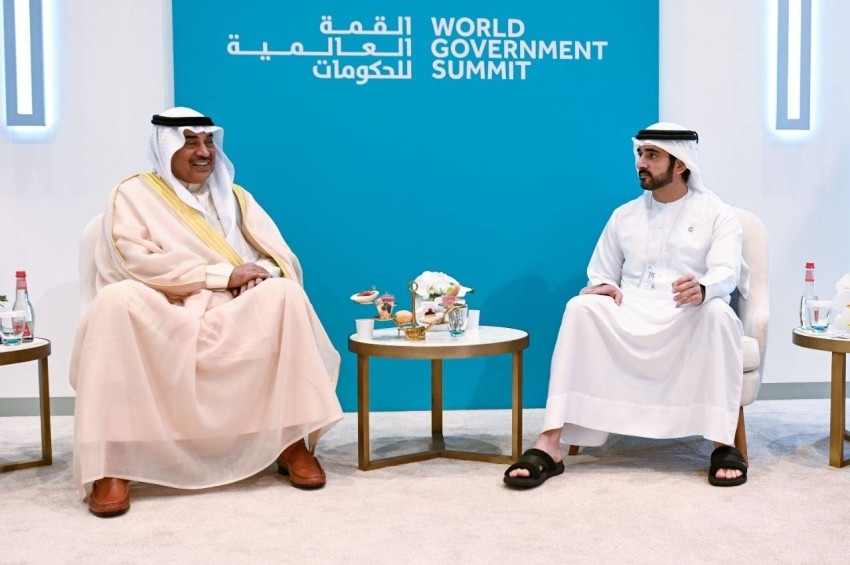 حمدان بن محمد يبحث مع رئيس الوزراء الكويتي سبل تعزيز التعاون والشراكة