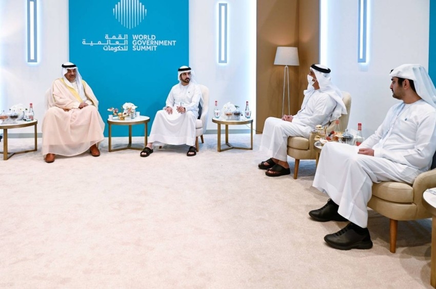 حمدان بن محمد يبحث مع رئيس الوزراء الكويتي سبل تعزيز التعاون والشراكة