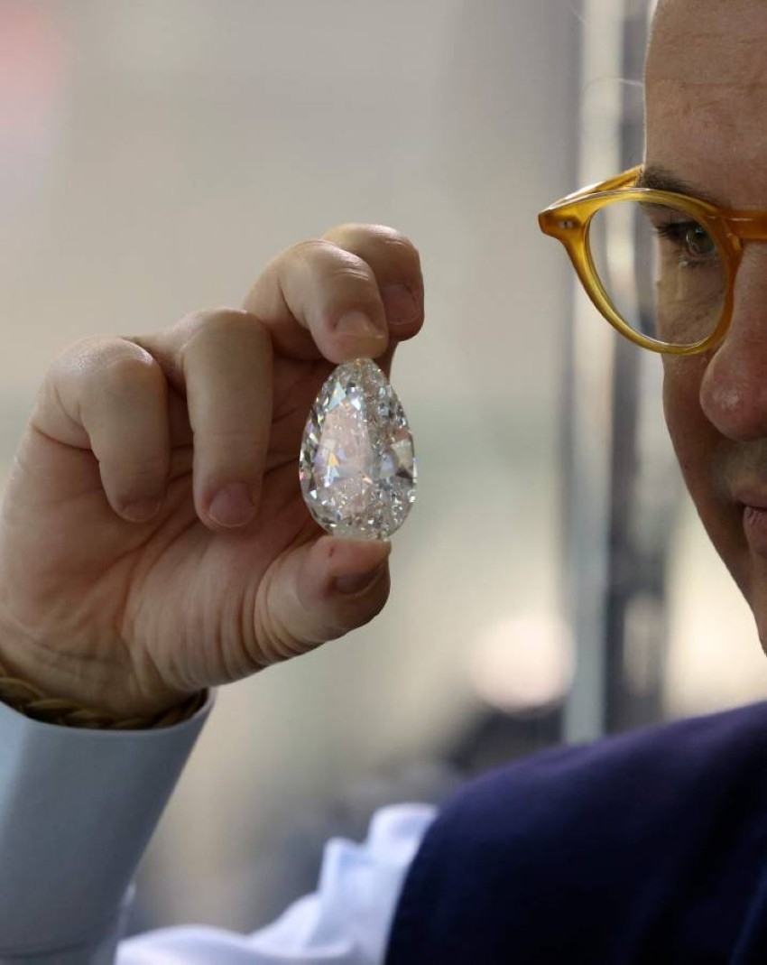 "الصخرة" ... ماسة عملاقة ب30 مليون دولار في دبي