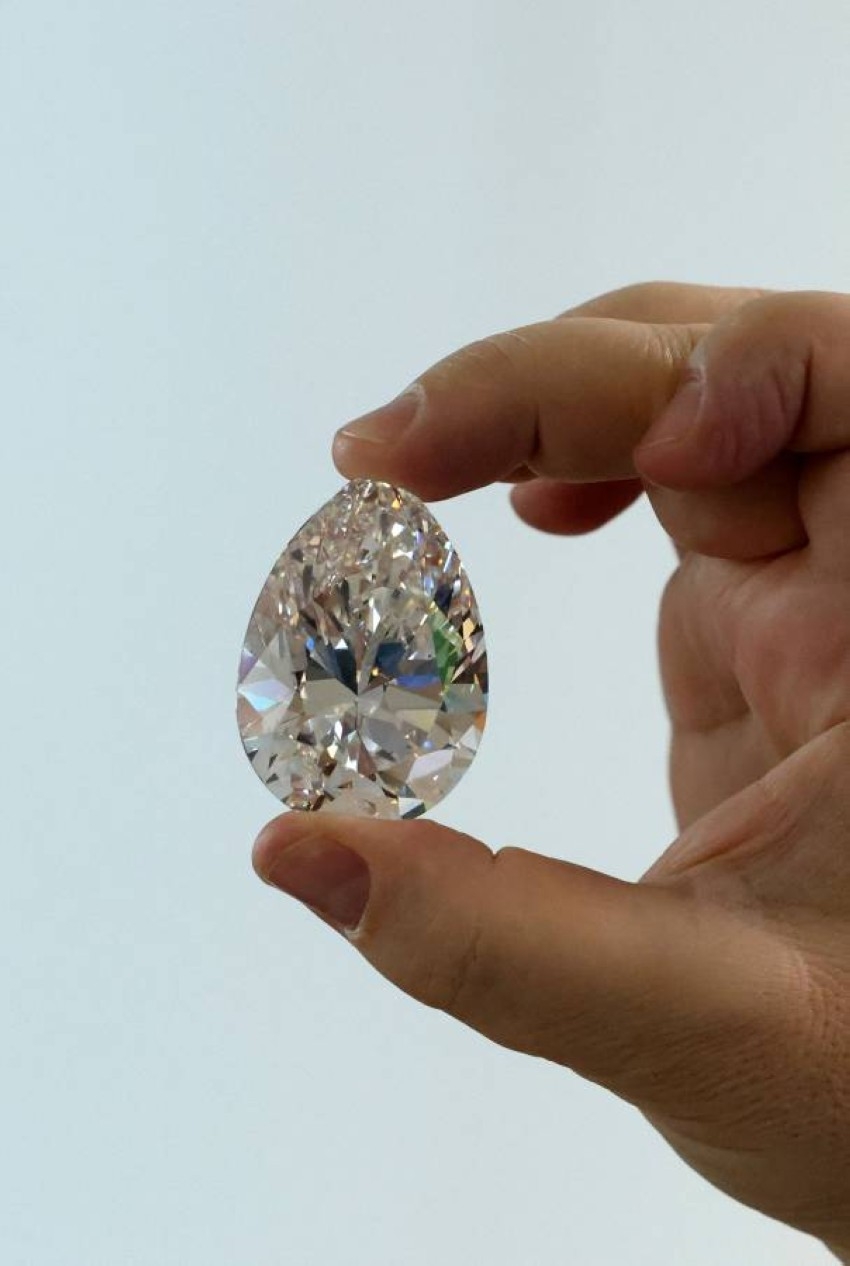 "الصخرة" ... ماسة عملاقة ب30 مليون دولار في دبي