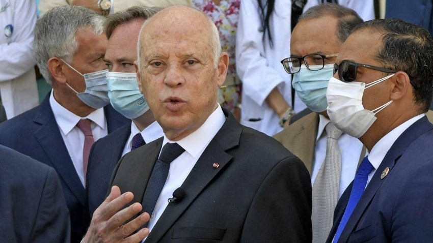 «اعتقال النواب».. تصعيد محتمل يهدد بتفاقم الأزمة السياسية في تونس