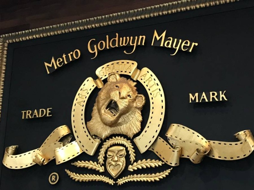 مقابل 8.45 مليار دولار: «أمازون» تستحوذ على «MGM» وقلق يعصف بالمنصات