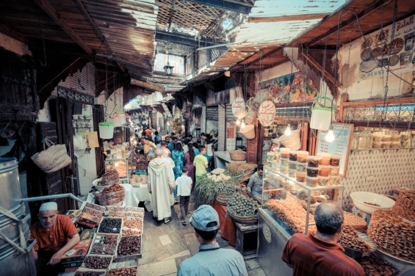 الأسعار تبدد فرحة المغاربة بتخفيف قيود كورونا قبيل رمضان
