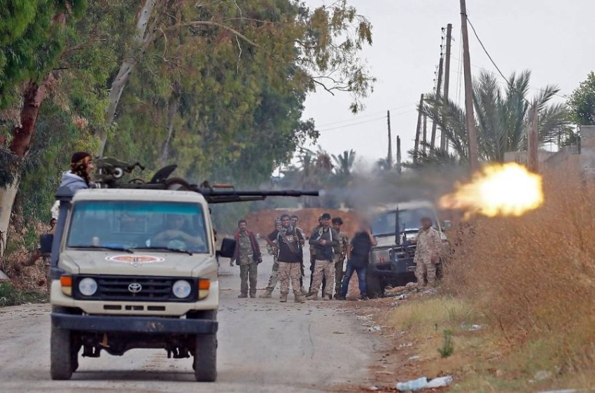 قتيلان وخمسة جرحى في اشتباك مسلّح بالعاصمة الليبية