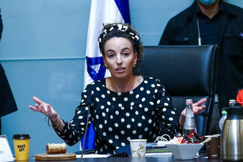 الحكومة الإسرائيلية الهشة تفقد الأغلبية باستقالة عضو بالكنيست