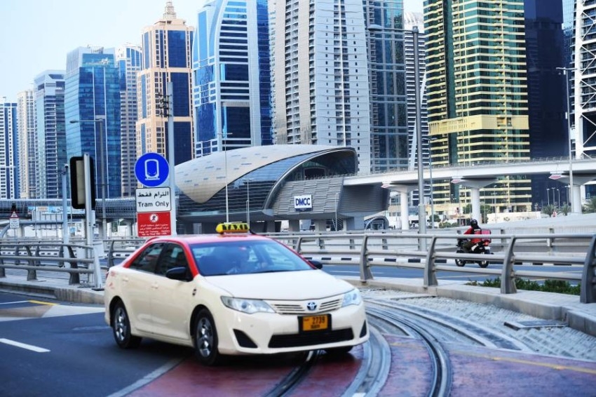 «طرق دبي»: 99.9% من رحلات مركبات الأجرة بدون شكوى