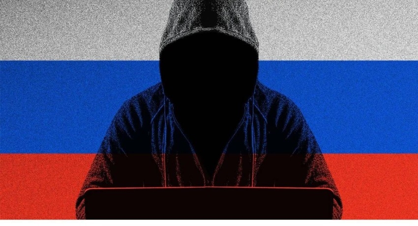 «فيسبوك»: قراصنة روس ينفذون عمليات تجسس وتضليل