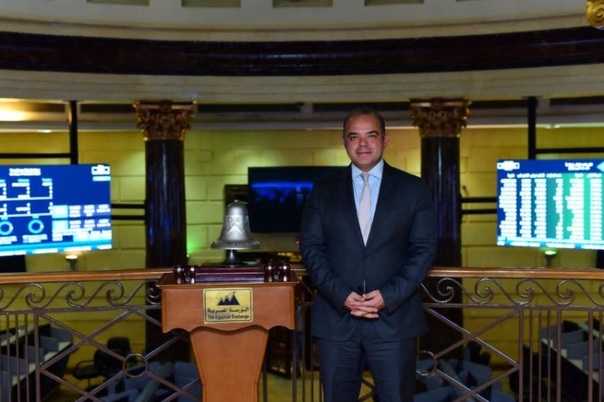 رئيس البورصة المصرية لـ:«الرؤية»: الإنشاءات والعقارات والخدمات المصرفية تجذب المستثمرين العرب